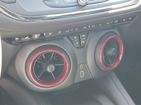 Used 2025 Chevrolet Blazer RS w/ Driver Confidence II Package image 28