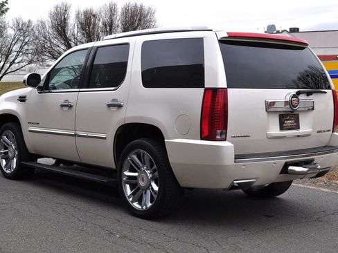 Used 2013 Cadillac Escalade Platinum image 6