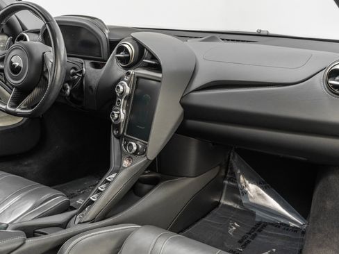 Used 2019 McLaren 720S Luxury image 13