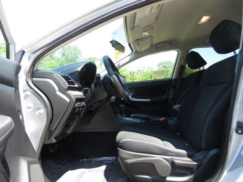 Used 2015 Subaru Crosstrek 2.0i Premium AWD/4WD image 10