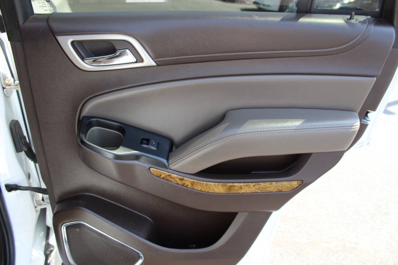 Used 2016 GMC Yukon Denali RWD image 13