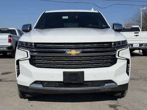 Used 2023 Chevrolet Suburban Premier image 7