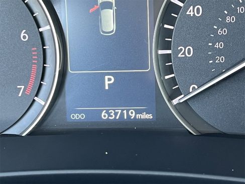 Used 2020 Lexus RX 350L FWD w/ Premium Package image 12