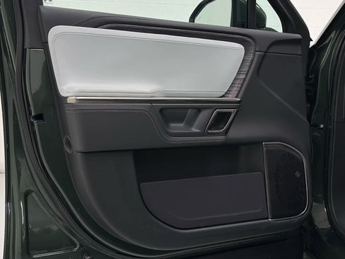 Used 2023 Rivian R1T Adventure image 23