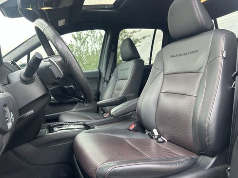Used 2023 Honda Ridgeline Black Edition image 11