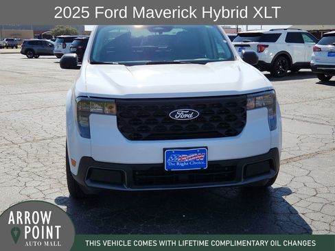 Used 2025 Ford Maverick XLT image 3