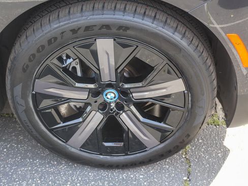 Certified 2023 BMW iX xDrive50 w/ Convenience Package image 9