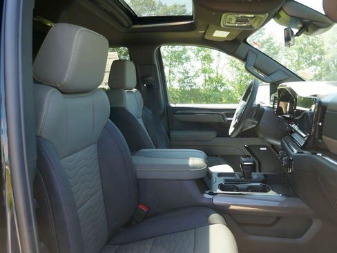 New 2026 Chevrolet Silverado 1500 ZR2 w/ Dark Appearance Package AWD/4WD image 11