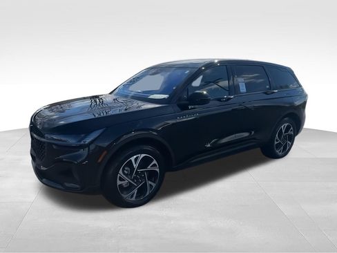 Used 2025 Lincoln Nautilus Premier w/ Jet Appearance Package AWD/4WD image 4