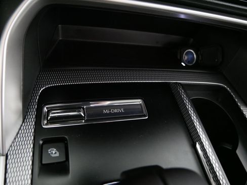 Used 2025 MAZDA CX-90 Plug-In Hybrid w/ Premium Plus image 31