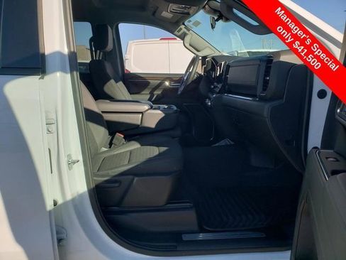 Used 2024 GMC Sierra 1500 Elevation image 17