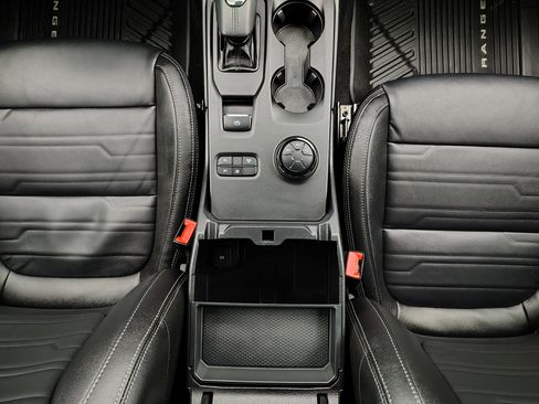 Used 2024 Ford Ranger Lariat image 39