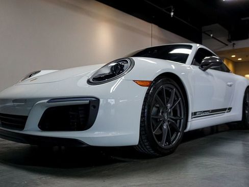 Used 2019 Porsche 911 Carrera image 60