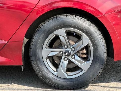 Used 2021 Kia K5 LXS image 11