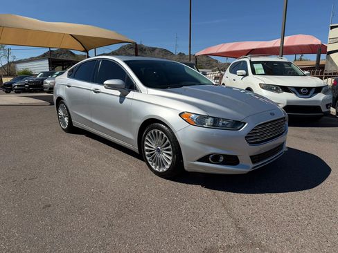 Used 2016 Ford Fusion Titanium image 3