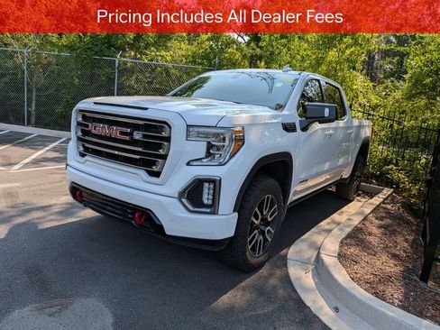 Used 2020 GMC Sierra 1500 AT4 w/ AT4 Premium Package AWD/4WD image 3