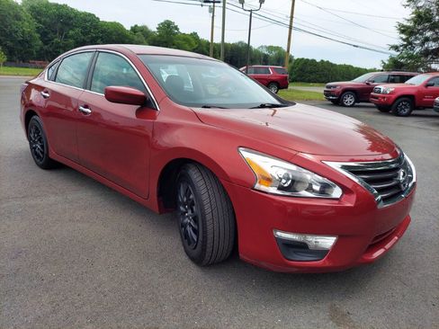 Used 2015 Nissan Altima 2.5 S w/ Power Driver Seat Package FWD image 3