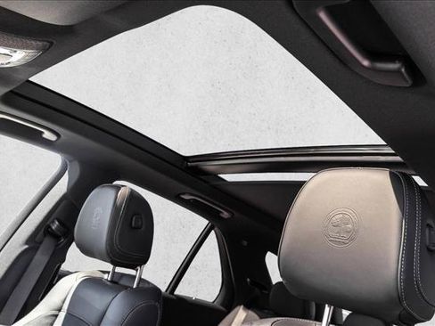 New 2026 Mercedes-Benz GLE 53 AMG 4MATIC image 13