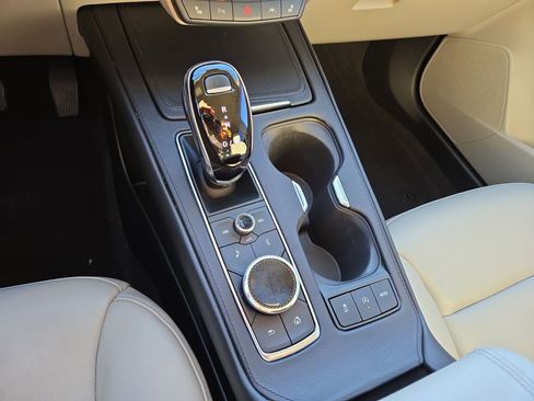 Certified 2023 Cadillac XT4 Luxury w/ Cold Weather Package image 22