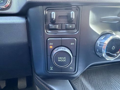 Used 2023 Ford F350 Platinum AWD/4WD image 29