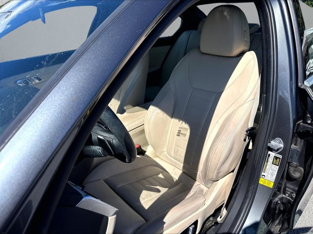 Used 2020 BMW 330i Sedan w/ Convenience Package RWD image 18