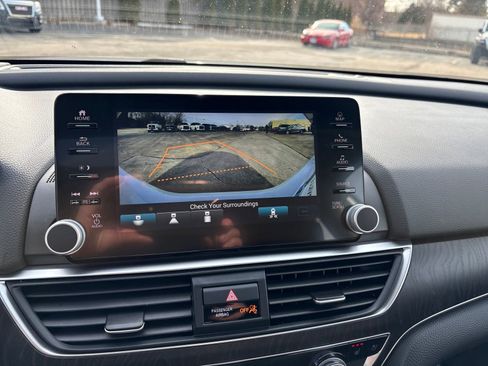 Used 2022 Honda Accord Touring image 20