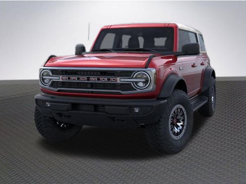 New 2026 Ford Bronco Outer Banks w/ Sasquatch Package image 2