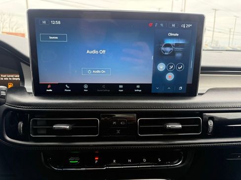 Used 2022 Lincoln Nautilus Reserve w/ Monochromatic Package image 17