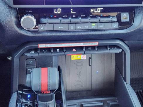 New 2026 Toyota Tundra Platinum AWD/4WD image 17