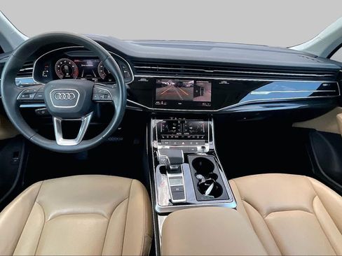Used 2023 Audi Q7 3.0T Premium Plus w/ Premium Plus Package AWD/4WD image 16