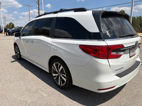 Used 2024 Honda Odyssey Touring image 7