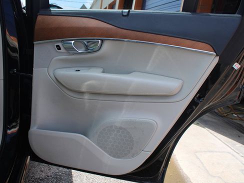 Used 2019 Volvo XC90 T6 Inscription w/ Protection Package Premier AWD/4WD image 45
