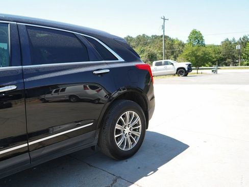 Used 2017 Cadillac XT5 Luxury w/ Driver Awareness Package image 22