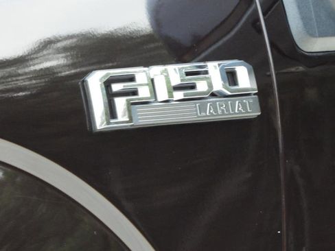 Used 2019 Ford F150 Lariat image 7