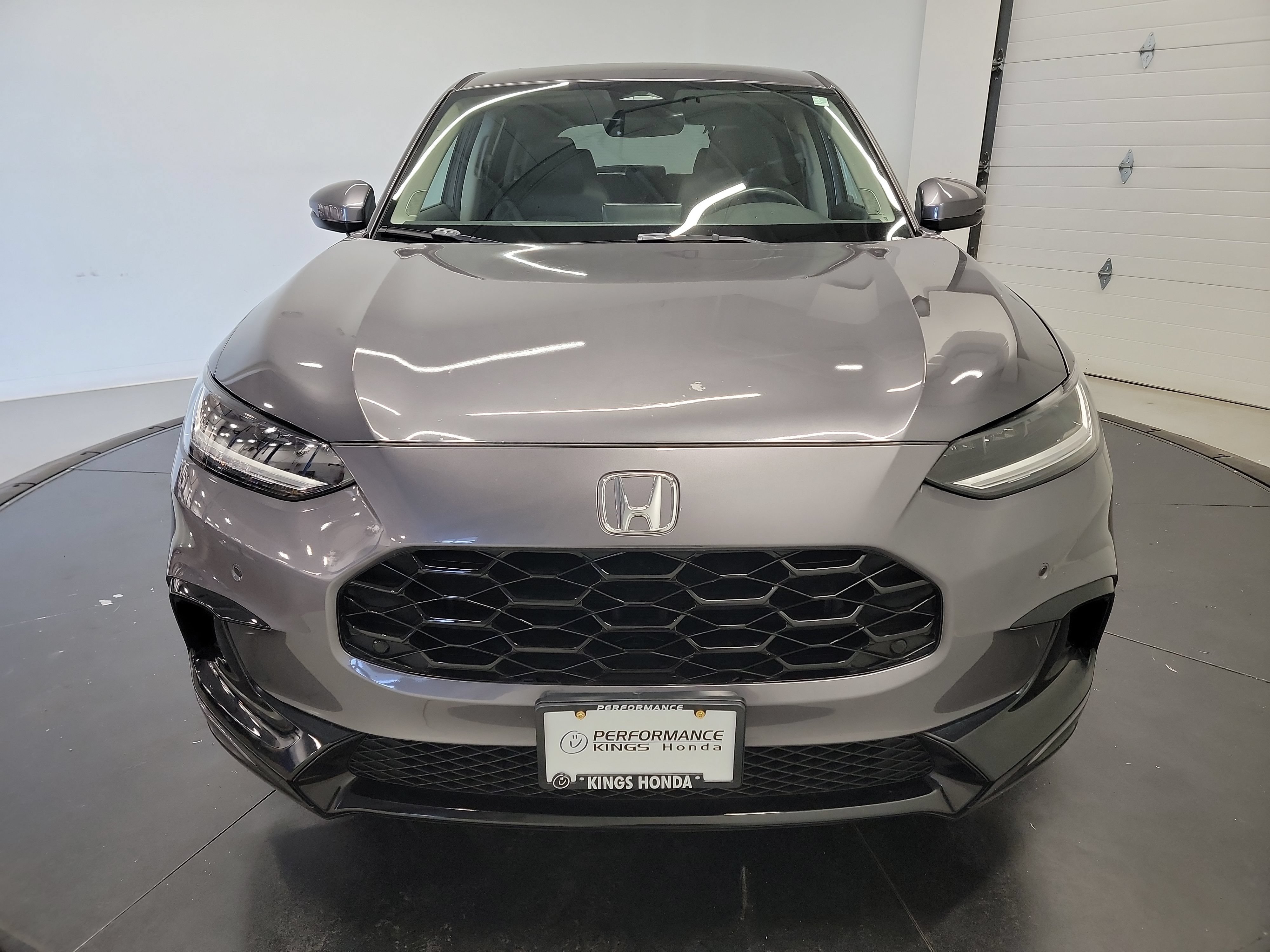 Used 2024 Honda HR-V EX-L image 2