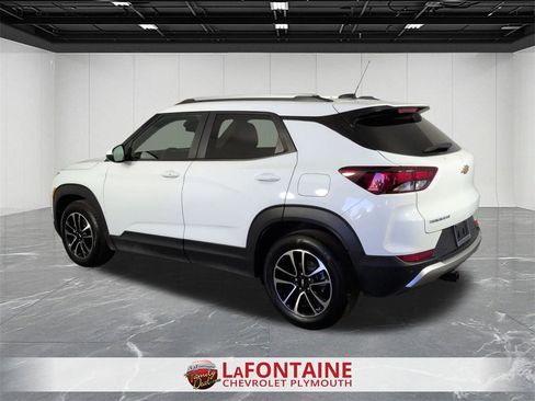 Certified 2024 Chevrolet TrailBlazer LT w/ LT Cold Weather Package image 6