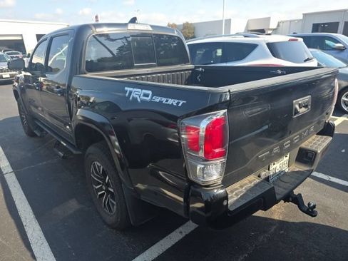Used 2023 Toyota Tacoma TRD Sport w/ Technology Package RWD image 8