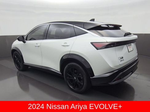 Used 2024 Nissan Ariya FWD image 4