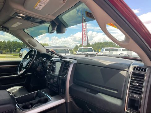 Used 2018 RAM 3500 Laramie w/ Sport Appearance Group AWD/4WD image 27