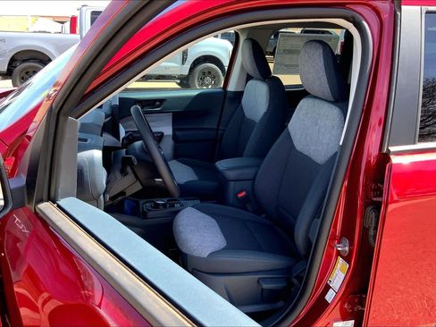 New 2026 Ford Maverick XLT AWD/4WD image 9