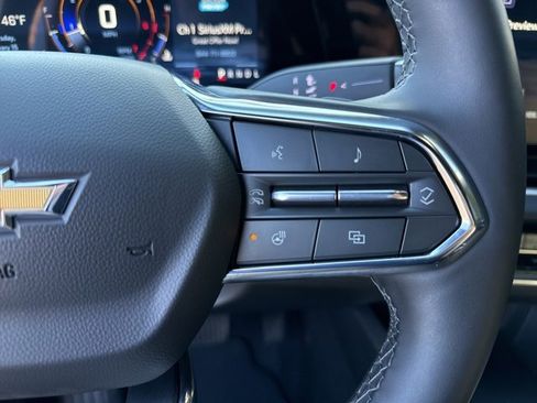 Used 2026 Chevrolet Equinox LT image 13