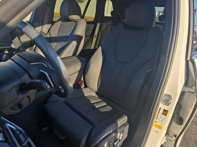 Used 2021 BMW X5 sDrive40i w/ Convenience Package RWD image 11