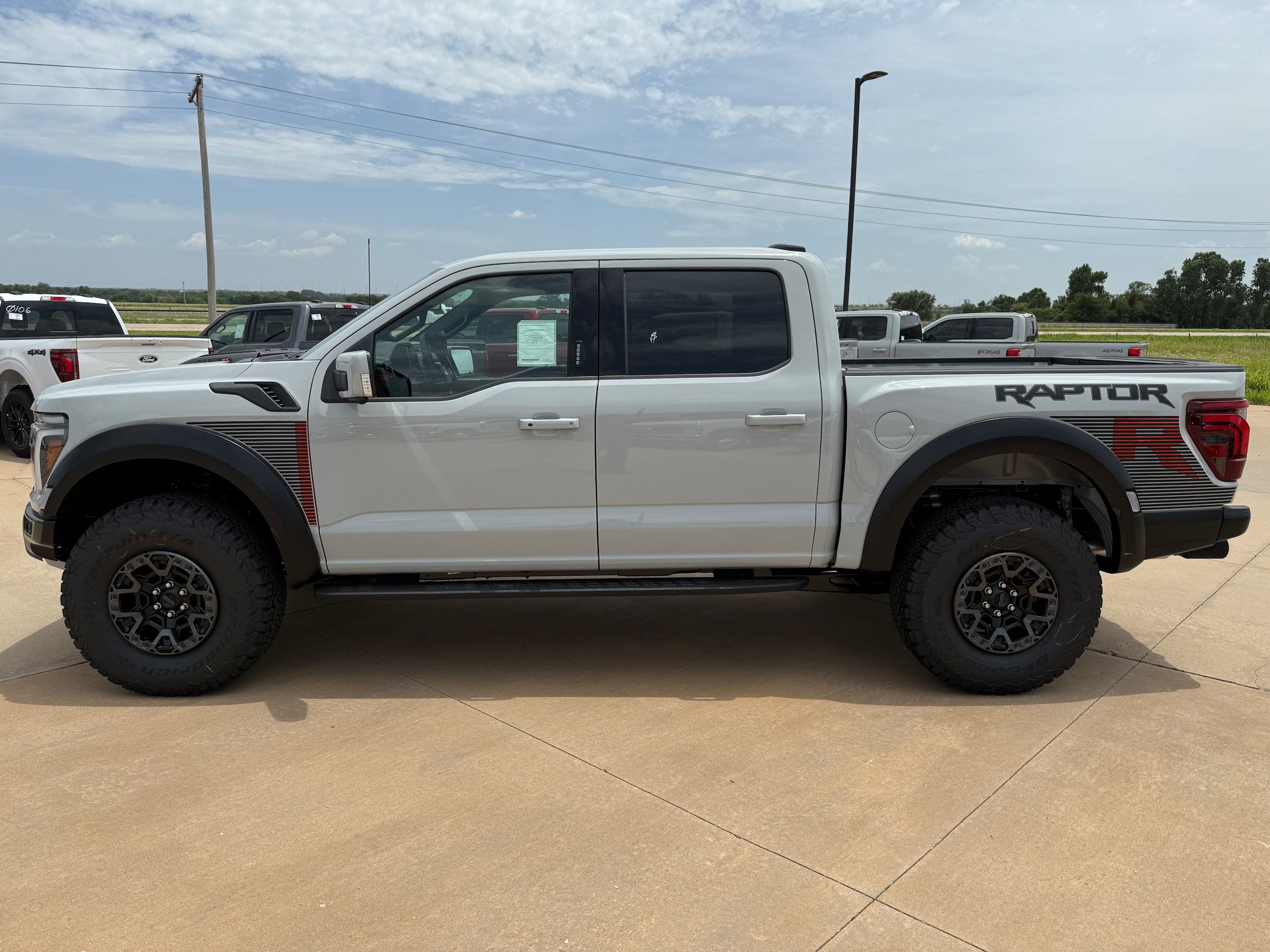 New 2026 Ford F150 Raptor w/ Equipment Group 803A Raptor R AWD/4WD image 4