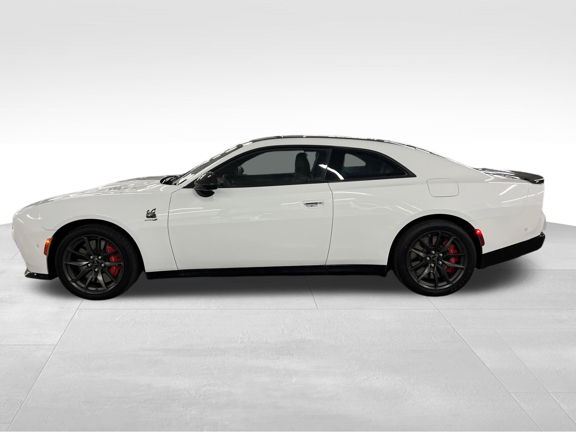Used 2024 Dodge Charger Daytona Scat Pack w/ Plus Group AWD/4WD image 8