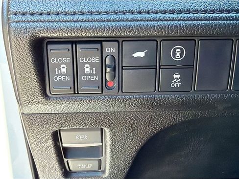 Used 2023 Honda Odyssey Sport image 22