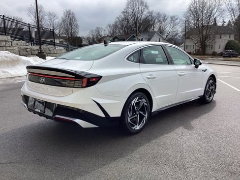 New 2026 Hyundai Sonata SEL FWD image 8