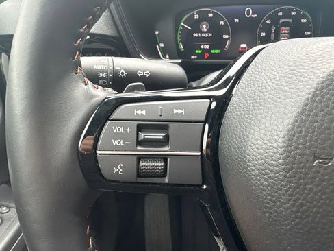 Used 2026 Honda CR-V Sport Touring image 17