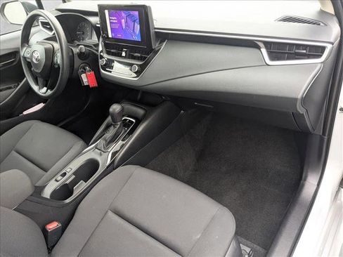 Used 2023 Toyota Corolla LE image 20