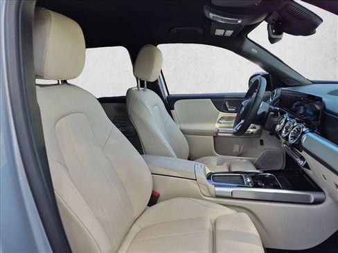 Used 2026 Mercedes-Benz GLB 250 image 19