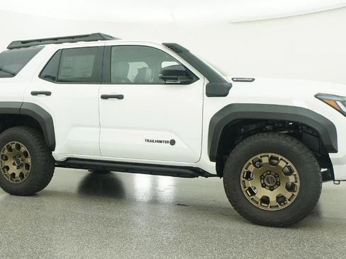 New 2026 Toyota 4Runner Trailhunter image 28